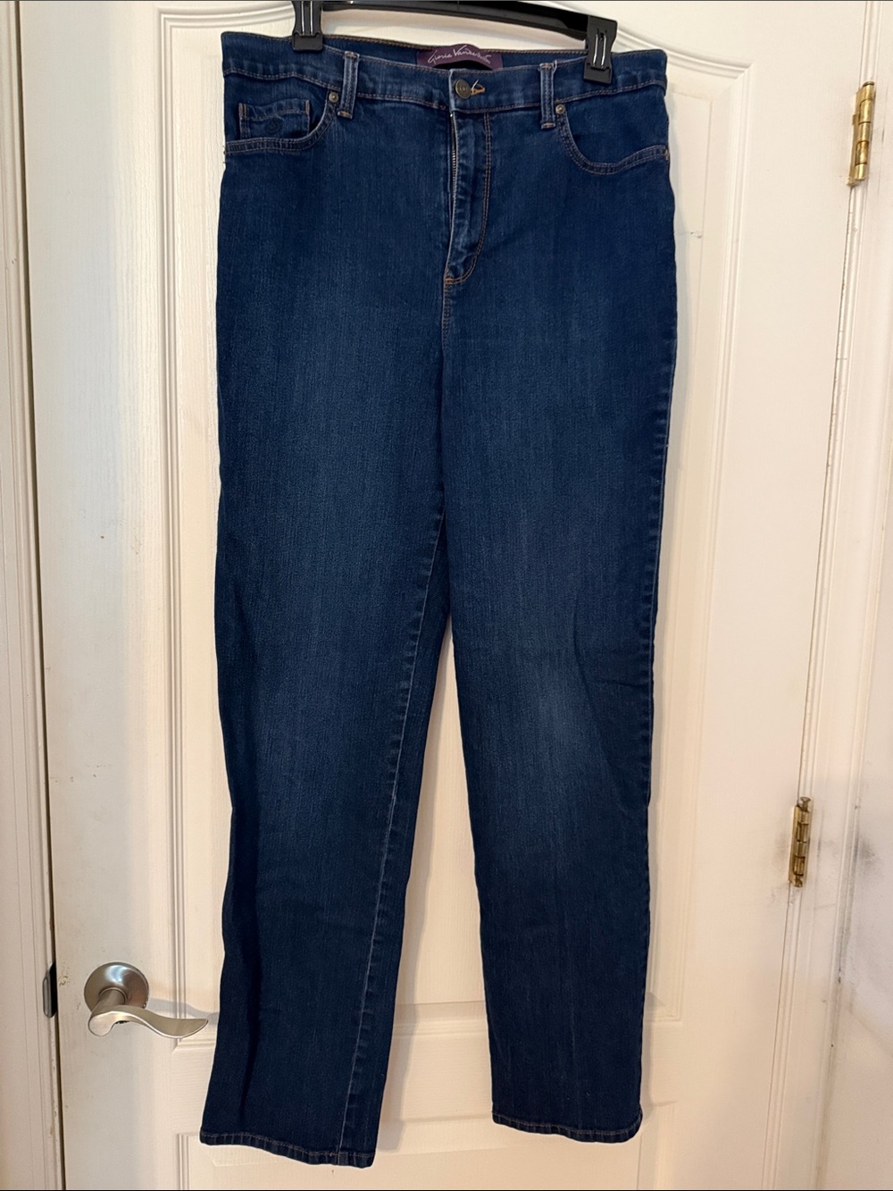 Classic Gloria Vanderbilt size 12 Dark Blue Amanda Women’s Jeans